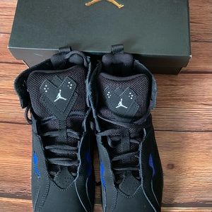 Jordan True Flight kid shoe “Black/ Royal Blue”